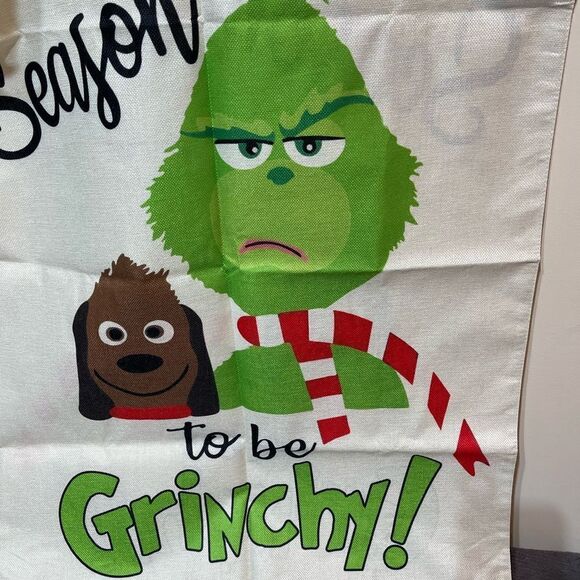 Grinch Garden Flags set of 2 NWT - Picture 4 of 8